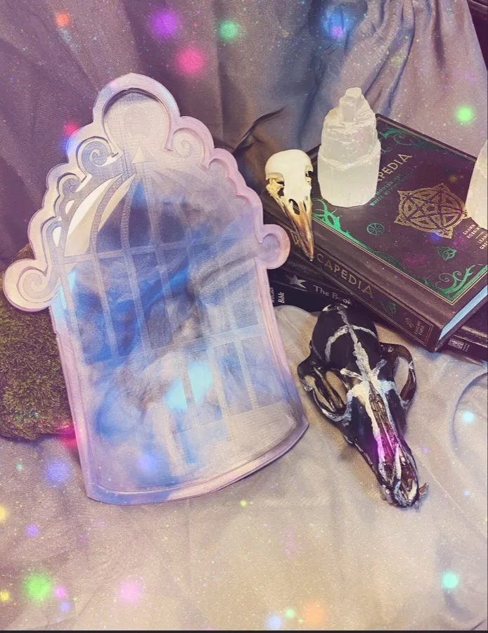 An engraved acrylic blank made for a decorative silicone resin mold